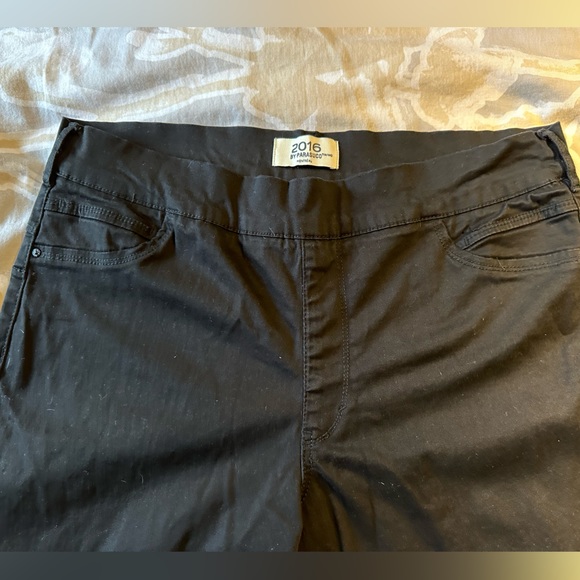 EUC Parasuco pull-on Jean style pants. - Picture 2 of 5